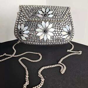 Antik Kraft Women's Hand Made Style Fold Over Metal Clutch/Crossbody